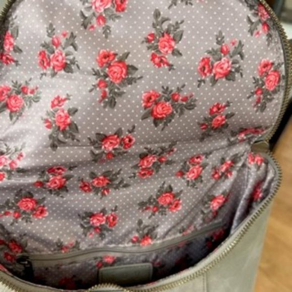 Alyssa Backpack Bag- Cute Floral Interior - Picture 5 of 10